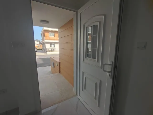 İSKELE'DE MÜKEMMEL KONUMDA İKİZ VİLLA