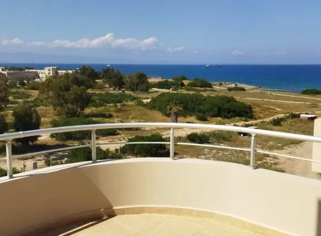 SAKARYA'DA 4 CEPHE TERASI BULUNAN FULL DENİZ MANZARALI PENTHOUSE