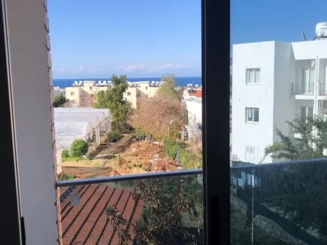 ALSANCAK'TA HİÇ OTURULMAMIŞ 2+1 SIFIR LÜKS DAİRELER