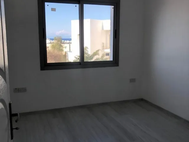 ALSANCAK'TA HİÇ OTURULMAMIŞ 2+1 SIFIR LÜKS DAİRELER