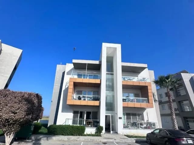 MAĞUSA SAKLIKENT SİTESİNDE SATILIK 130M2 3+1 FIRSAT DAİRE