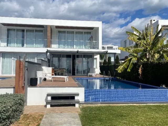 🏠 SATILIK VİLLA - DENİZE SIFIR 🏠