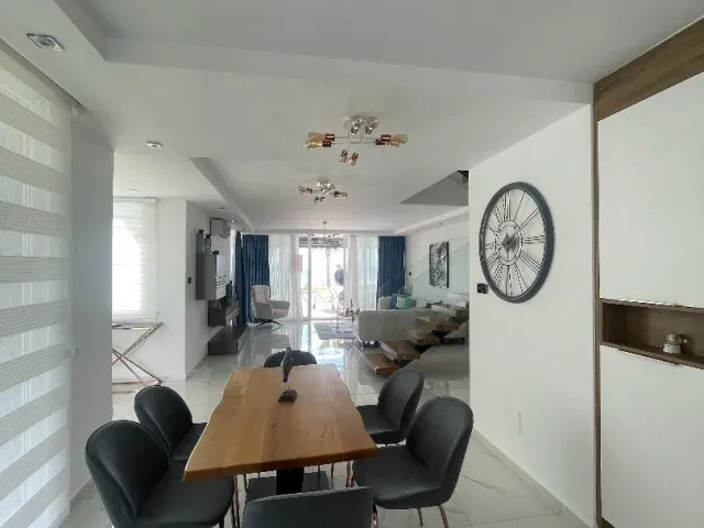 🏠 SATILIK VİLLA - DENİZE SIFIR 🏠