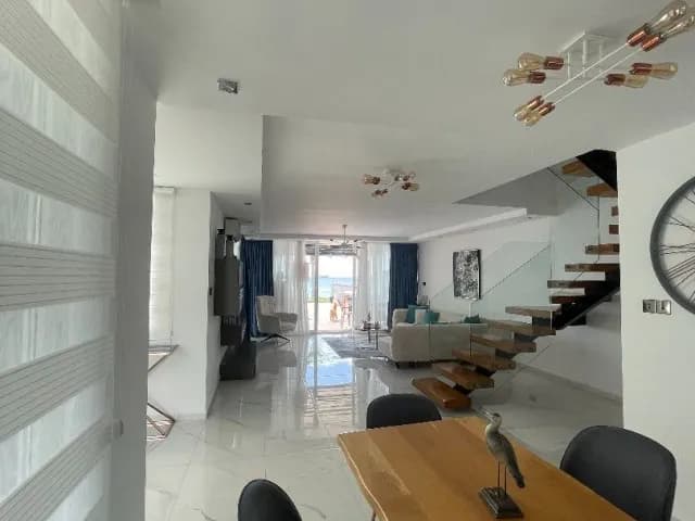 🏠 SATILIK VİLLA - DENİZE SIFIR 🏠