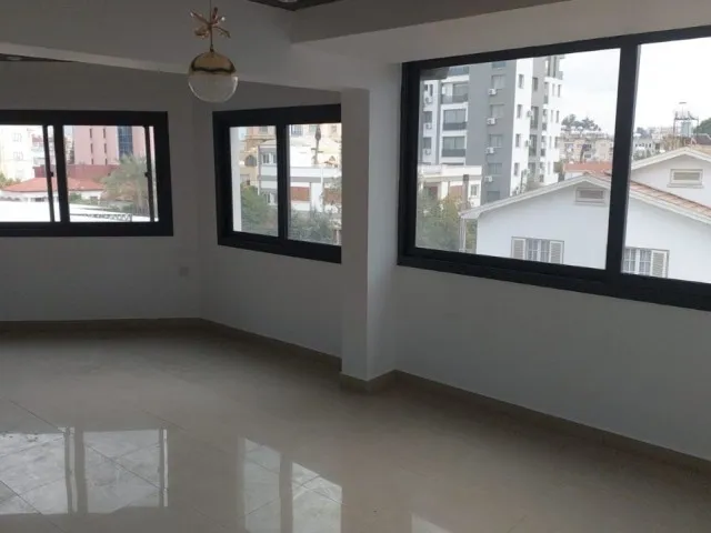 🏢 Lefkoşa Ortaköy’de Ticari İzinli 3+1 Satılık Daire!