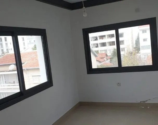 🏢 Lefkoşa Ortaköy’de Ticari İzinli 3+1 Satılık Daire!