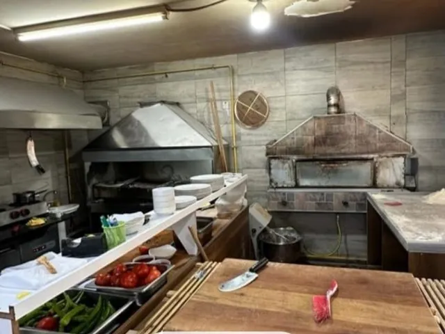 Gazimağusa' da devren satılık çalışır durumda restoran