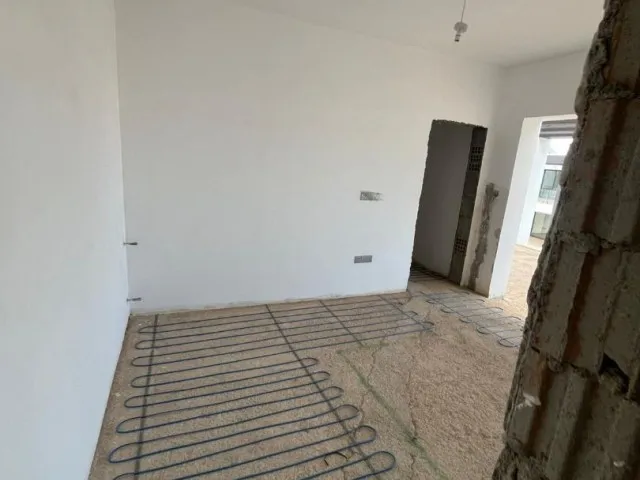YENİBOĞAZİÇ'NDE 5+1 ÖZEL HAVUZLU TAM MÜSTAKİL SATILIK VİLLA