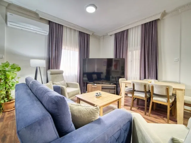 BOĞAZİÇİ'NDE 620m2 ARSA İÇERİSİNDE TÜRK KOÇAN MÜSTAKİL 4+1 FIRSAT EV