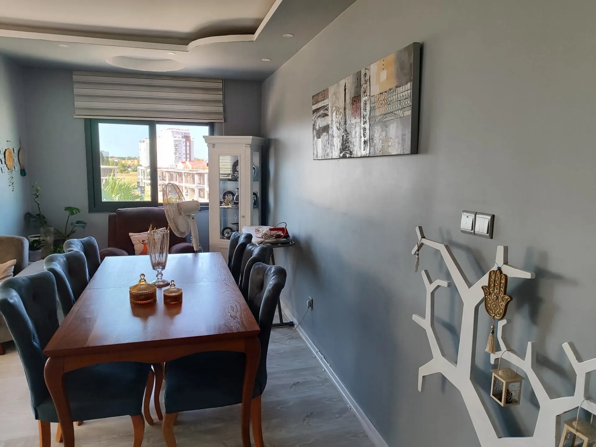 GAZİMAĞUSA YENİBOĞAZİÇİ'NDE TÜRK KOÇANLI GENİŞ 3+1 DAİRE FIRSATI / AİLE APARTMANI, MERKEZİ KONUM, OKUL HASTANE YAKIN...