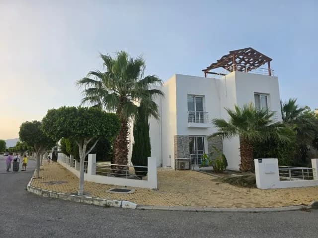 İSKELE SEZAR BEACH'TE 3+1 KİRALIK FIRSAT DAİRE